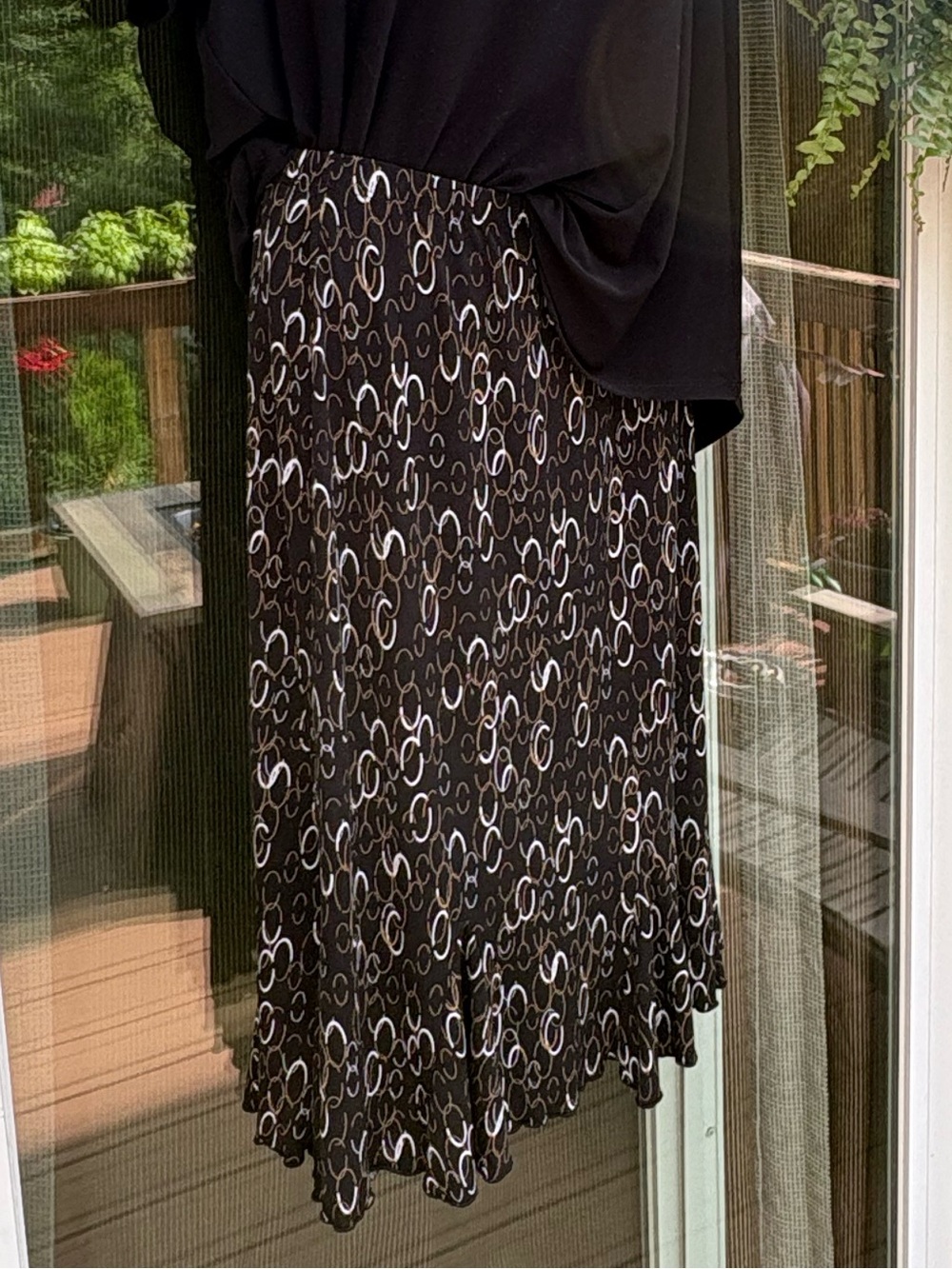 Susan Graver Black Printed Midi Skirt size Large